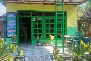 RUMAH BEKAM BUNDA AS [PIJAT Panggilan Mojokerto • Pijat Spa • BEKAM Panggilan Mojokerto • Akupuntur • Gurah • Terapi Lintah] image