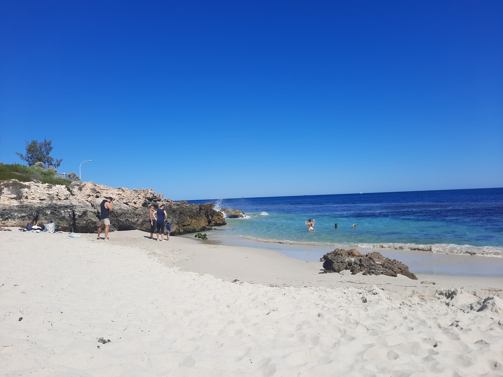 Foto von Mettams Pool Beach annehmlichkeitenbereich
