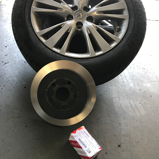 SLT AUTO REPAIR image