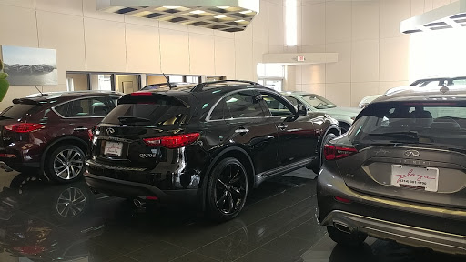 Infiniti Dealer «Plaza Infiniti», reviews and photos, 755 N New Ballas Rd, Creve Coeur, MO 63141, USA