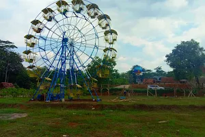 Taman Buah Takamas image