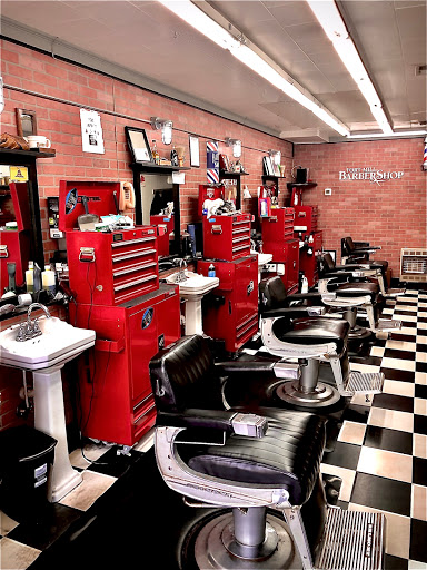 Barber Shop «Fort Mill Barber Shop», reviews and photos, 230 Main St, Fort Mill, SC 29715, USA