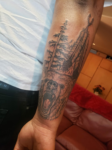 Explore japanese traditional tattoo ideas, creative tattoo ideas in Salem, available at Body Graphix Tattoo Studio