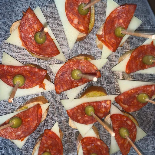 Wine Store «Happy Wine Calle Ocho», reviews and photos, 5792 SW 8th St, Miami, FL 33144, USA