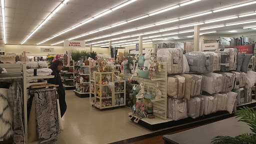 Department Store «T.J. Maxx», reviews and photos, 250 Grove St, Braintree, MA 02184, USA