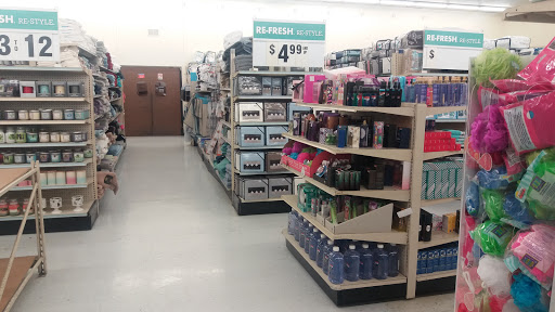 Discount Store «Big Lots», reviews and photos, 3131 W Shaw Ave, Fresno, CA 93711, USA