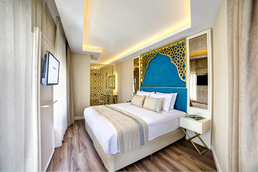 Great Fortune Design Hotel