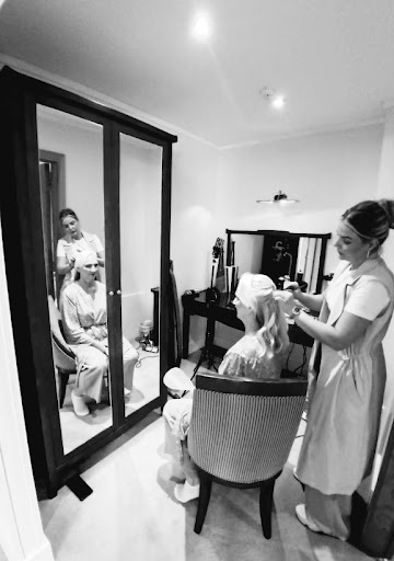 MW MAKEUP & BEAUTY in Clonmel, Co. Tipperary