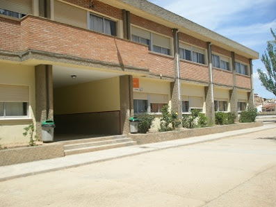 Colegio Público Luis Turón Extramuros Oeste, s/n, 44530 Híjar, Teruel, España