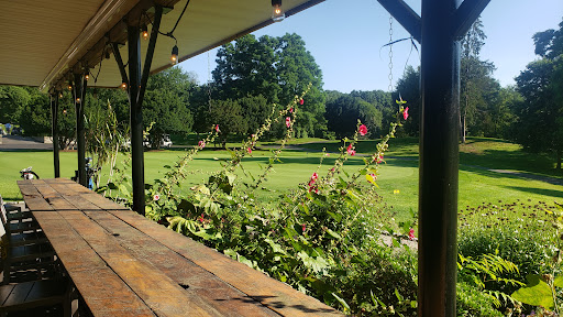 Golf Course «Maple Moor Golf Course», reviews and photos, 1128 North St, White Plains, NY 10605, USA