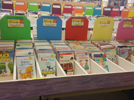 Used Book Store «Used Book Superstore», reviews and photos, 256 Cambridge St, Burlington, MA 01803, USA