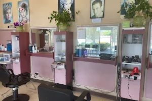 Candice Beauty Salon - Men and Women Hair Cutting in Fremont image