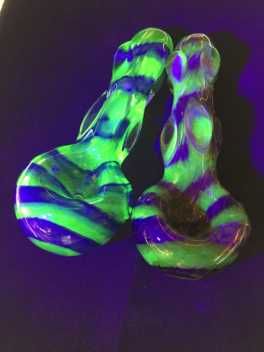 Tobacco Shop «Monsters of Rock 2 Smoke Shop & Vape», reviews and photos, 1189 S De Anza Blvd, San Jose, CA 95129, USA