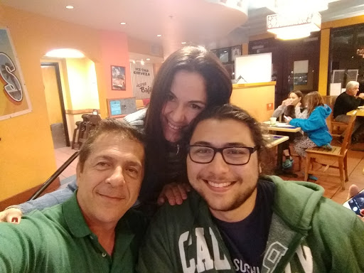 Shopping Mall «Beach Walk Shopping Center», reviews and photos, 437 Hwy 101, Solana Beach, CA 92075, USA