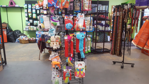 Pet Supply Store «R&S Pet Supplies», reviews and photos, 275 NY-25A #8, Miller Place, NY 11764, USA