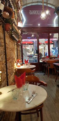 Atmosphère du Restaurant Au Comptoir les Gones à Lyon - n°19