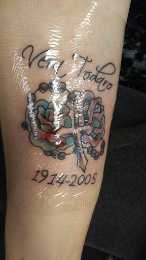 Tattoo Shop «New Skool Tattoo», reviews and photos, 24644 Telegraph Rd, Brownstown Charter Twp, MI 48134, USA