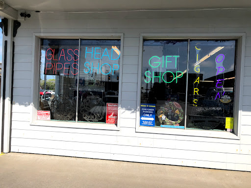 Tobacco Shop «Herb-N-Legend Smoke Shop», reviews and photos, 511 Pacific Ave, Long Beach, WA 98631, USA
