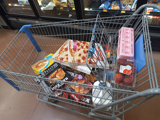 Department Store «Walmart Supercenter», reviews and photos, 4700 135th St, Crestwood, IL 60445, USA