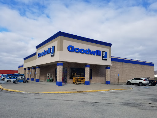 Goodwill Store & Donation Center, 1017 Baltimore St, Hanover, PA 17331, USA, 