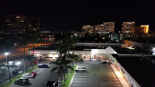 Liquor Store «Irvine Market Liquor Store», reviews and photos, 2540 Main Street, Irvine, CA 92614, USA