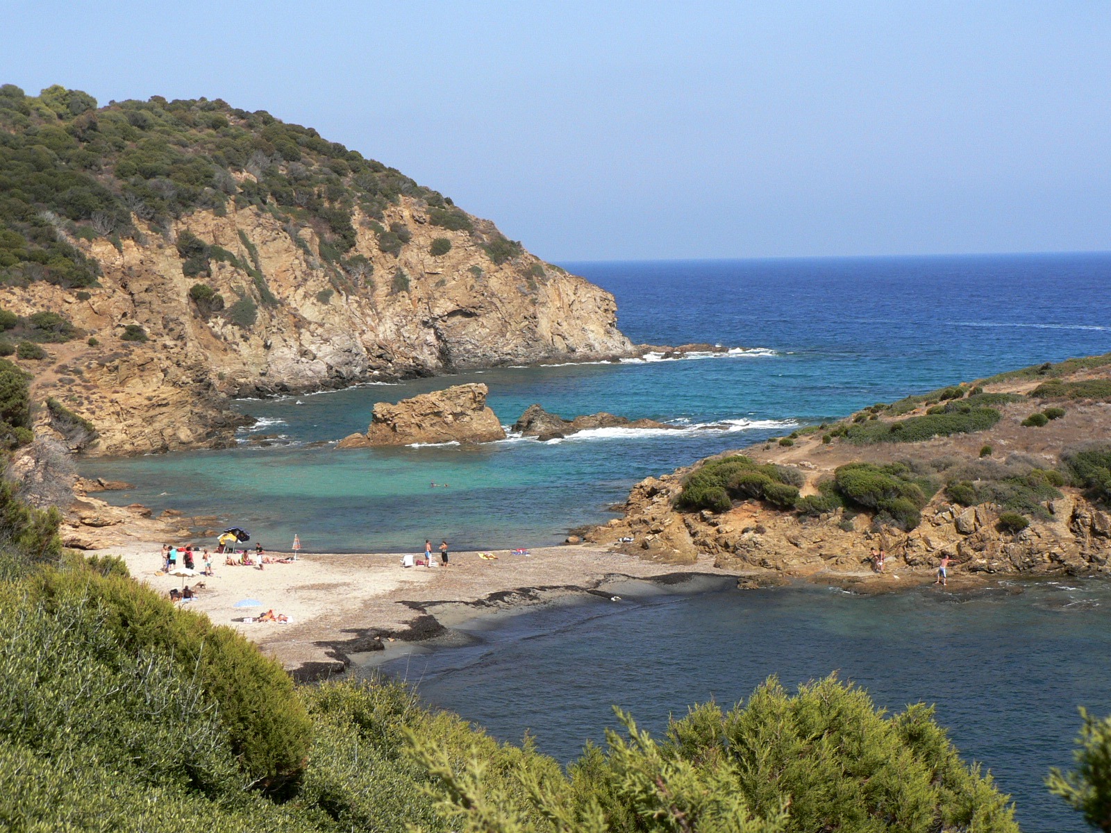 Foto von Cala Petra Delfina mit beiger sand Oberfläche