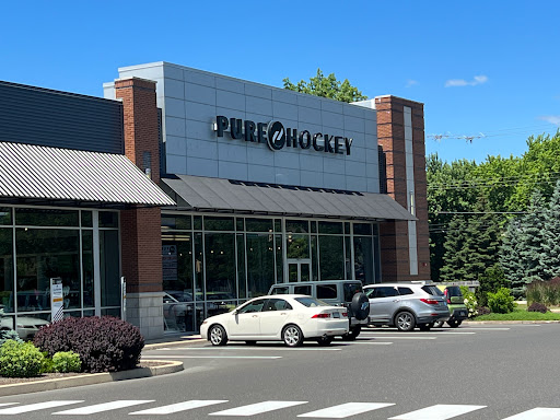 Shoe Store «DSW Designer Shoe Warehouse», reviews and photos, 782 Bethlehem Pike a, North Wales, PA 19454, USA