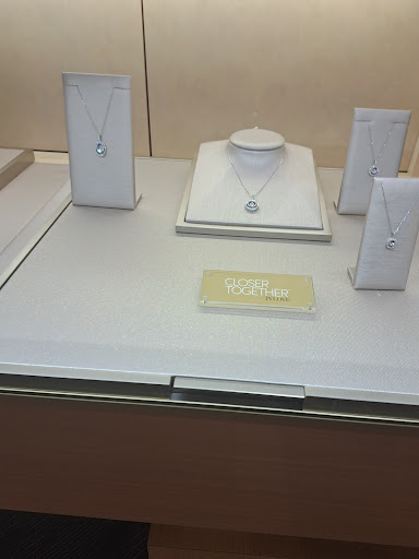 Jewelry Store «Jared The Galleria of Jewelry», reviews and photos, 6530 N Illinois St #101, Fairview Heights, IL 62208, USA