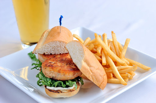 Restaurant «Horizons Restaurant & Lounge», reviews and photos, 4888 N Broadway, Geneva, OH 44041, USA