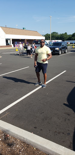 Supermarket «Super Stop & Shop», reviews and photos, 22 Leetes Island Rd, Branford, CT 06405, USA