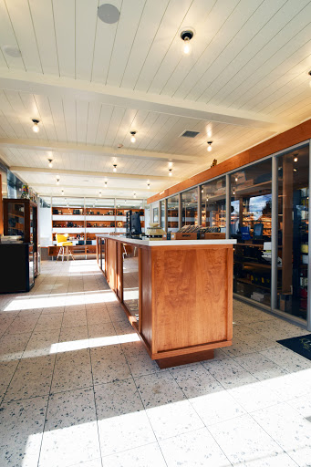 Tobacco Shop «Tobacco Leaf», reviews and photos, 7351 Assateague Dr, Jessup, MD 20794, USA