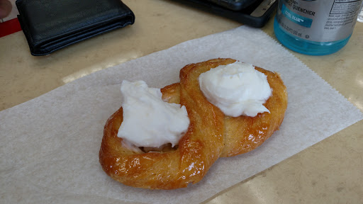 Donut Shop «Pop Donuts», reviews and photos, 297 Andover St, Lawrence, MA 01843, USA