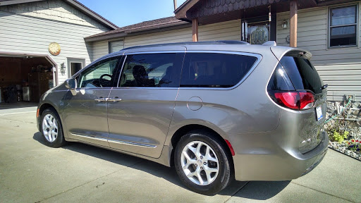 Chrysler Dealer «Henkel Chrysler Jeep Dodge», reviews and photos, 1275 W Dickman Rd, Springfield, MI 49037, USA