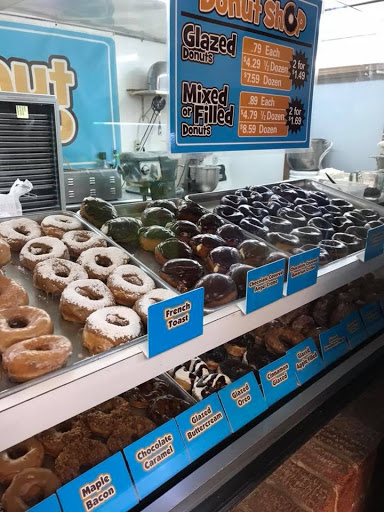 The Donut Shop, 115 Brook Ave, South Hill, VA 23970, USA, 