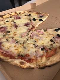 Plats et boissons du Pizzas à emporter Pizza Pepone Cran-Gevrier à Annecy - n°5