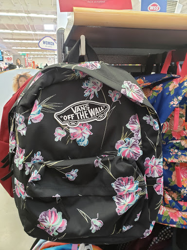 Shoe Store «WSS», reviews and photos, 460 San Fernando Mission Blvd, San Fernando, CA 91340, USA