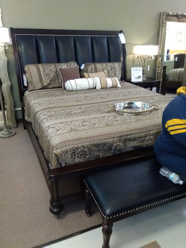 Furniture Store «Value City Furniture», reviews and photos, 202 Mid Rivers Mall Drive, St Peters, MO 63376, USA
