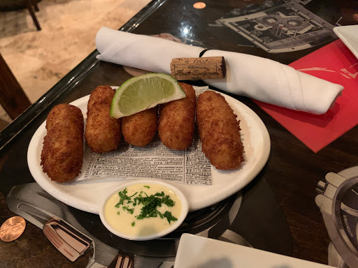 Wine Store «Happy Wine in the Grove», reviews and photos, 2833 Bird Ave, Miami, FL 33133, USA