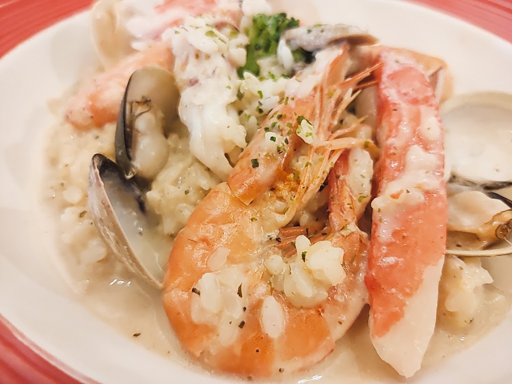 斜塔義式廚房(原成大店)｜義大利麵｜燉飯焗烤｜台南必吃｜安平美食｜平價推薦｜冷氣開放〘店休日請以FB粉專公告為主〙 的照片