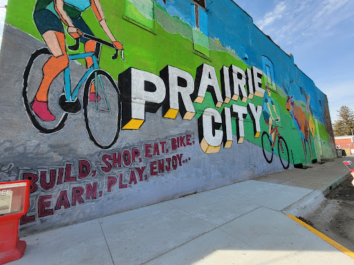 Grocery Store «Prairie City Foods», reviews and photos, 120 E Jefferson St, Prairie City, IA 50228, USA