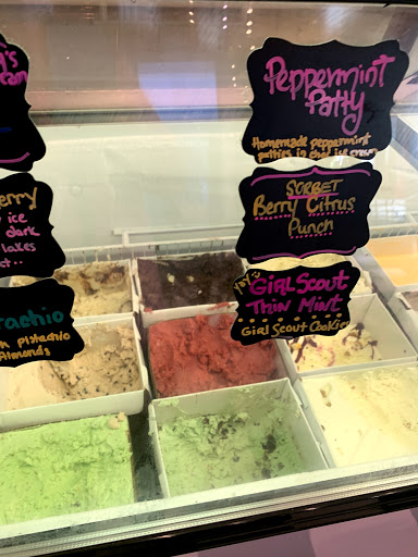 Ice Cream Shop «Neighbors Ice Cream Parlor», reviews and photos, 5980 Spruce Creek Rd, Port Orange, FL 32127, USA