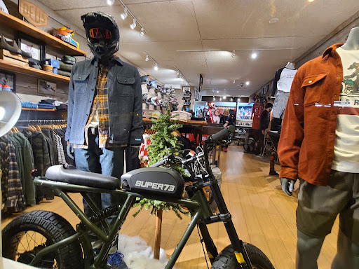 Clothing Store «Troy Lee Designs», reviews and photos, 380 Glenneyre St, Laguna Beach, CA 92651, USA