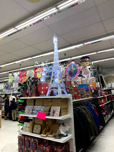 Department Store «Rochdale Outlet Department Store», reviews and photos, 16520 Baisley Blvd, Jamaica, NY 11434, USA