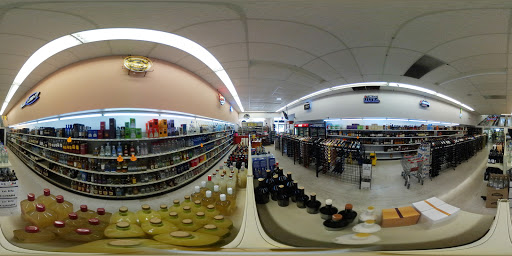 Liquor Store «Liquors Plus», reviews and photos, 2985 NE 163rd St, North Miami Beach, FL 33160, USA