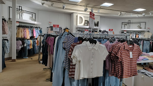 Computer Store «Apple Cherry Hill», reviews and photos, 2000 NJ-38, Cherry Hill, NJ 08002, USA