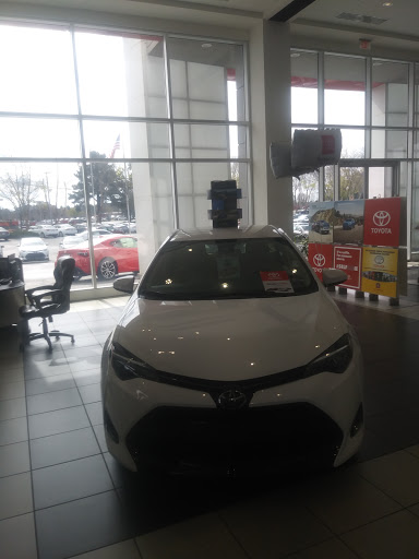 Car Dealer «Toyota of Newnan», reviews and photos, 2 Herring Rd, Newnan, GA 30265, USA