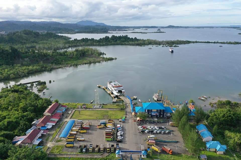 Gambar Ferry Terminal Kolok Sinabang