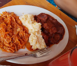 Comida para llevar casera el Sazon de Mamá photo