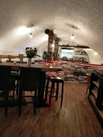 Atmosphère du Restaurant La Taverne de Papy à Saint-Crepin - n°2