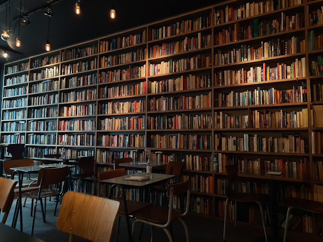 Le Bal Infernal - used book café - Dendermonde
